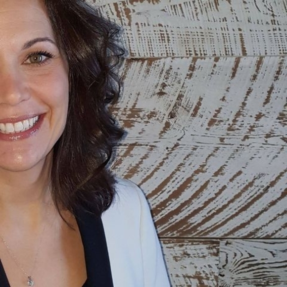 Meet your Posher, Cindy - Picture 1 of 1